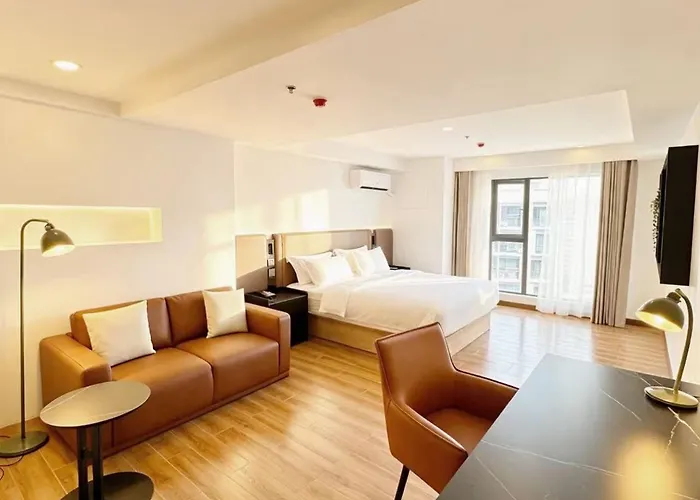 W9 And 4* Manila