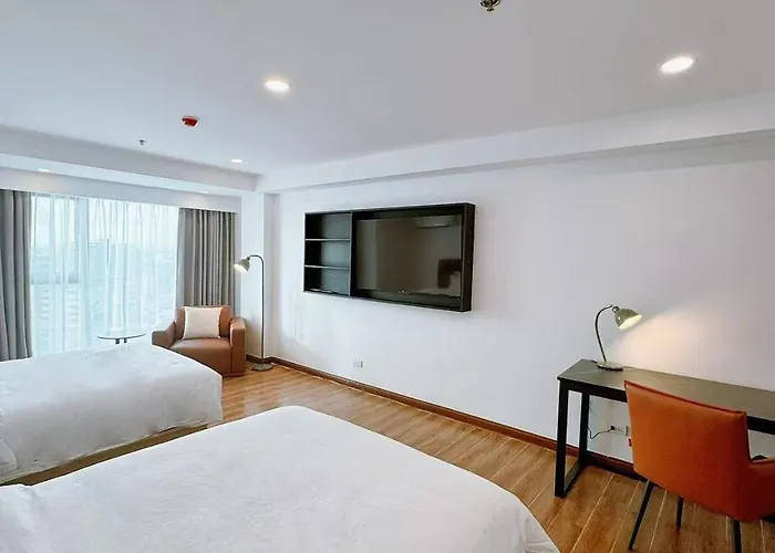 Hotel W9 And Manila